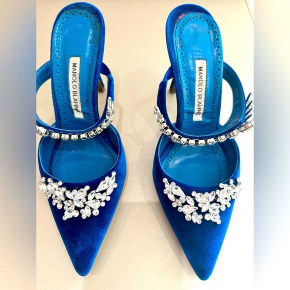 Manolo Blahnik Crystal-Embellished Velvet Mules - Picture 1 of 4